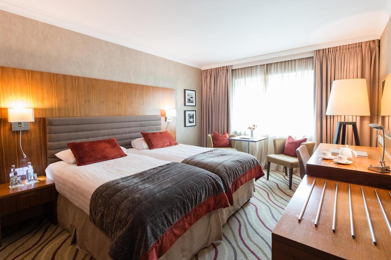 Lakeside Park Hotel & Spa Fishbourne  Dış mekan fotoğraf