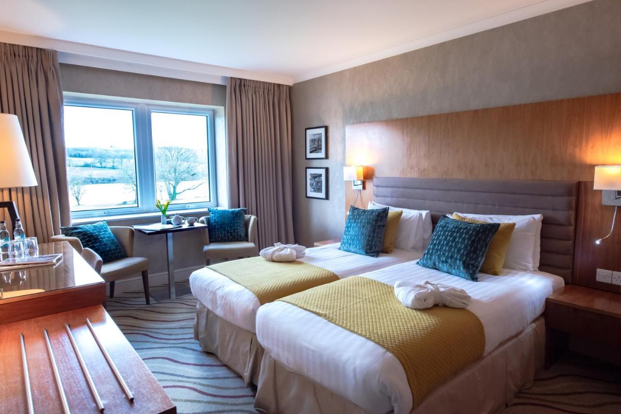 Lakeside Park Hotel & Spa Fishbourne  Dış mekan fotoğraf
