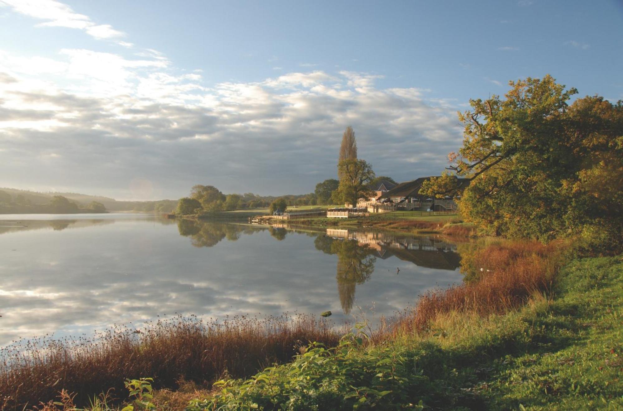 Lakeside Park Hotel & Spa Fishbourne  Dış mekan fotoğraf