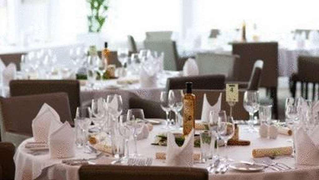 Lakeside Park Hotel & Spa Fishbourne  Restoran fotoğraf