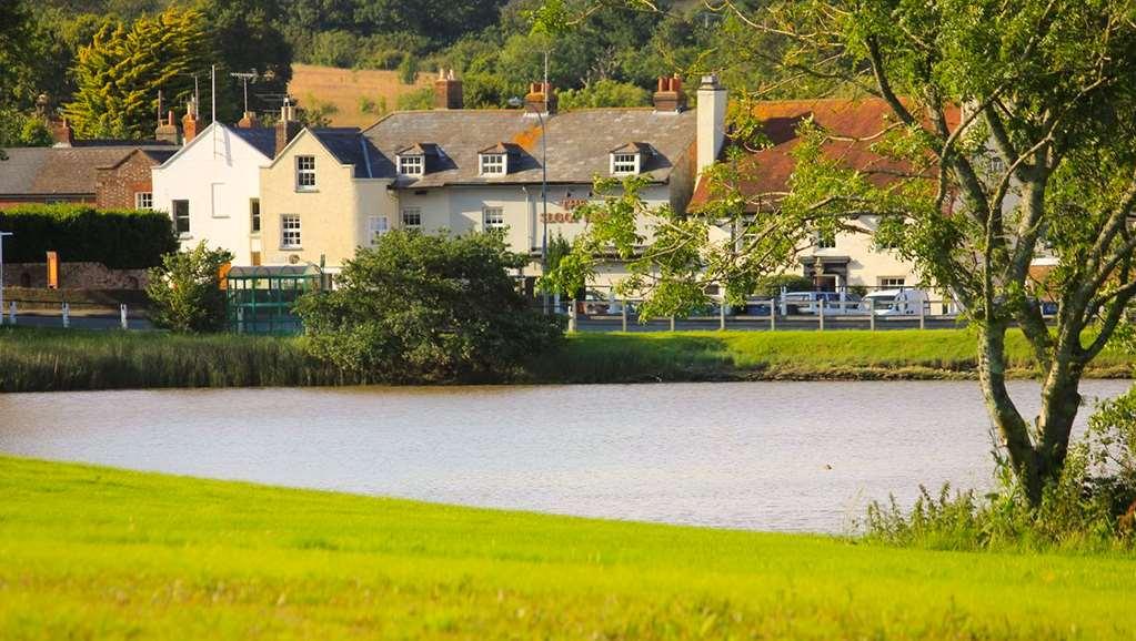 Lakeside Park Hotel & Spa Fishbourne  Dış mekan fotoğraf